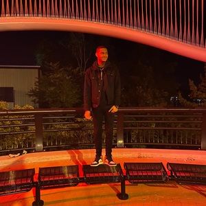 Meet your Posher, Christopher